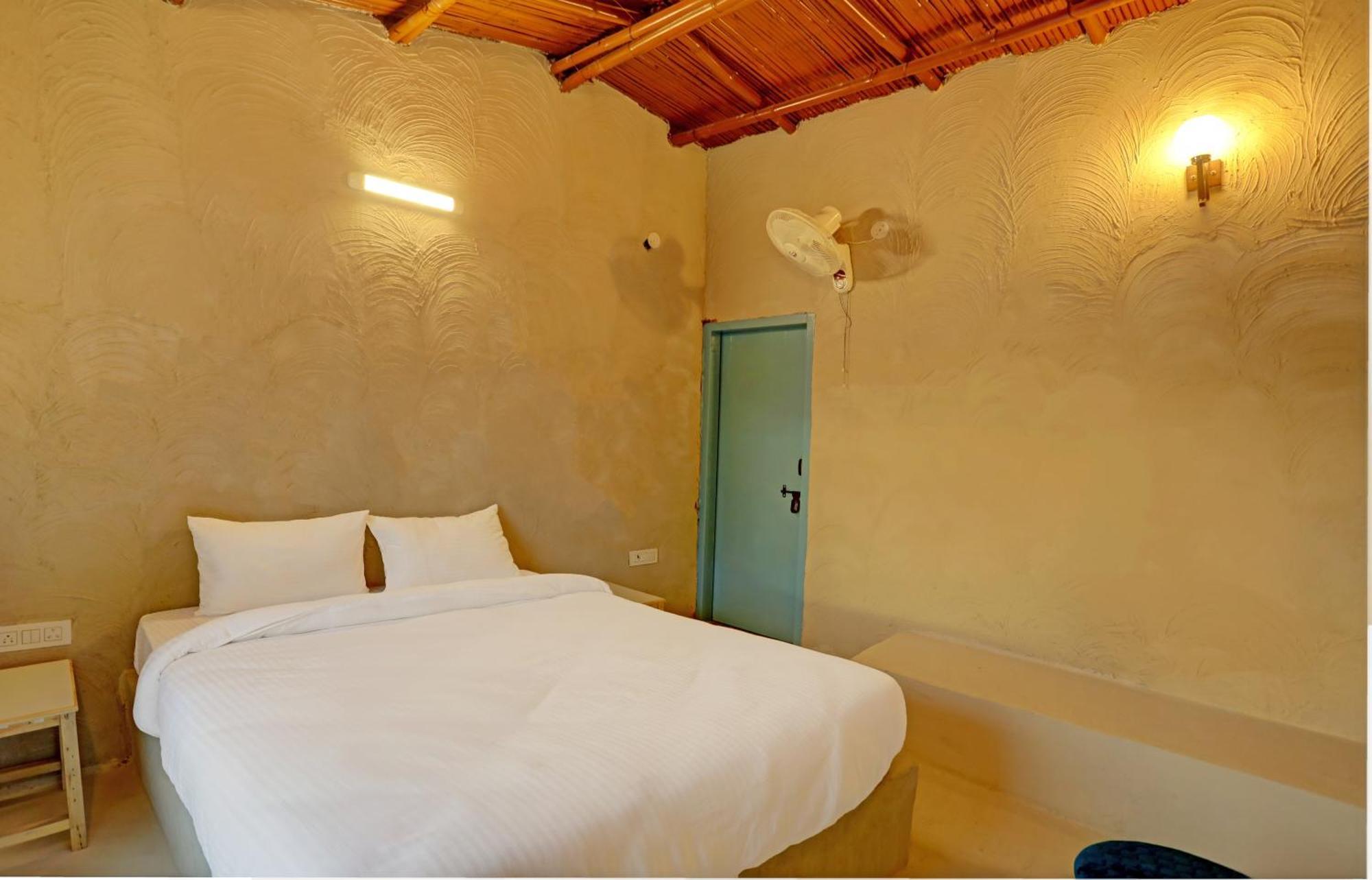 Hotel O The Mud House Bhundsi Exterior foto